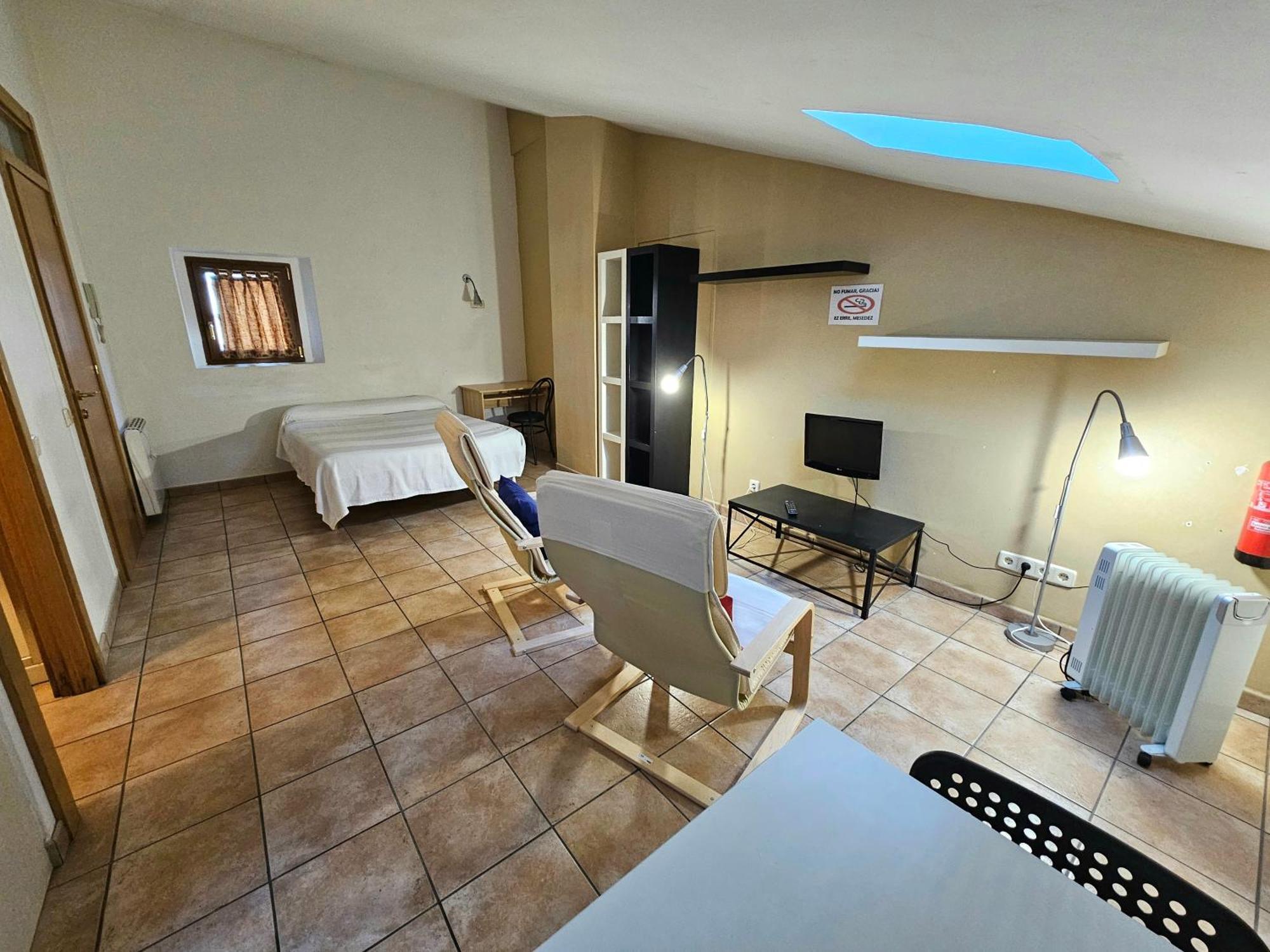 Hostal Jp Y Apartamentos Sangüesa Εξωτερικό φωτογραφία